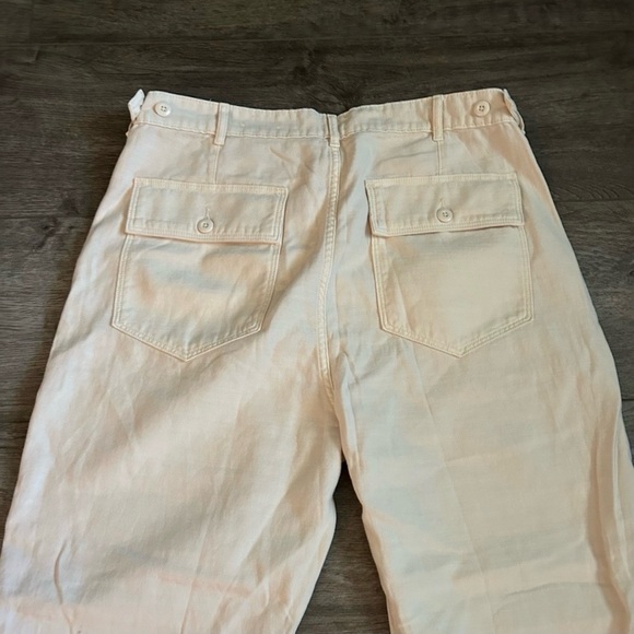 NWOT Women's American Eagle High Waisted Khaki Chino Pants Size 14 - Picture 4 of 6